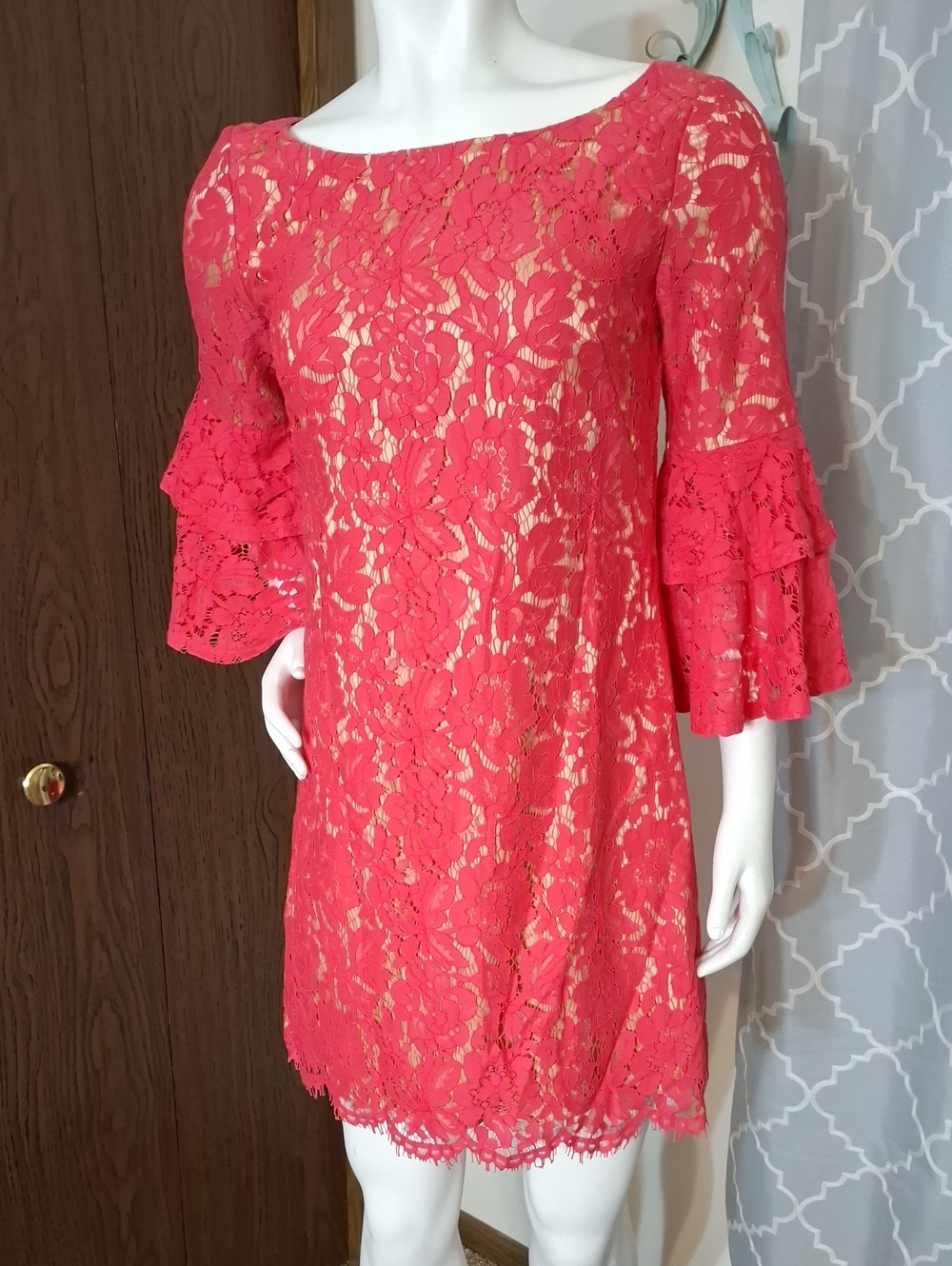 Eliza J Coral Lace Bell-Sleeve Shift Dress
